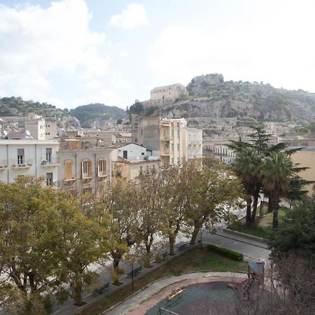 Terrazza Su Scicli Apartment ภายนอก รูปภาพ